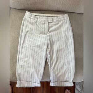 Express capris - size 4